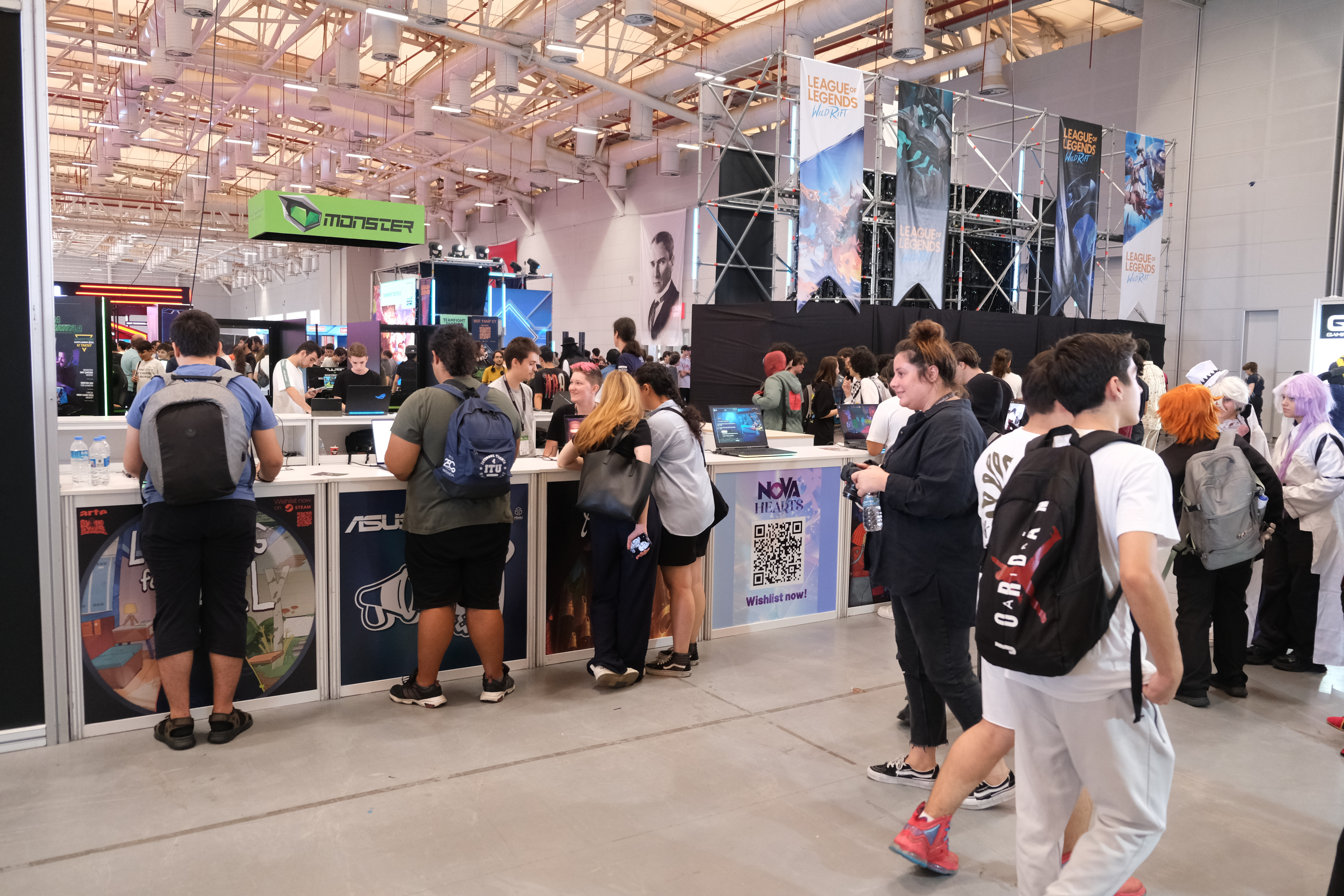 Cosplay Stars Take the Stage